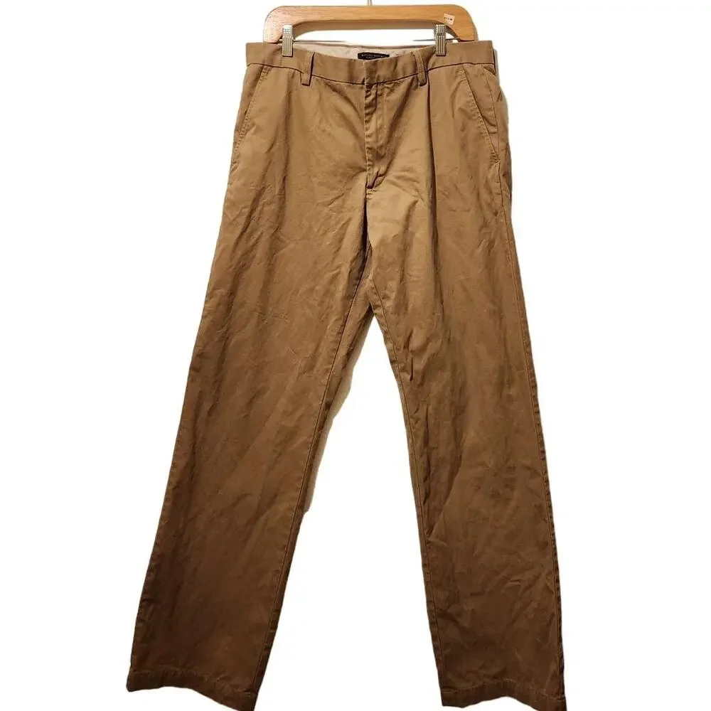 NWOT Banana Republic Dawson Chino 34/36 pants.